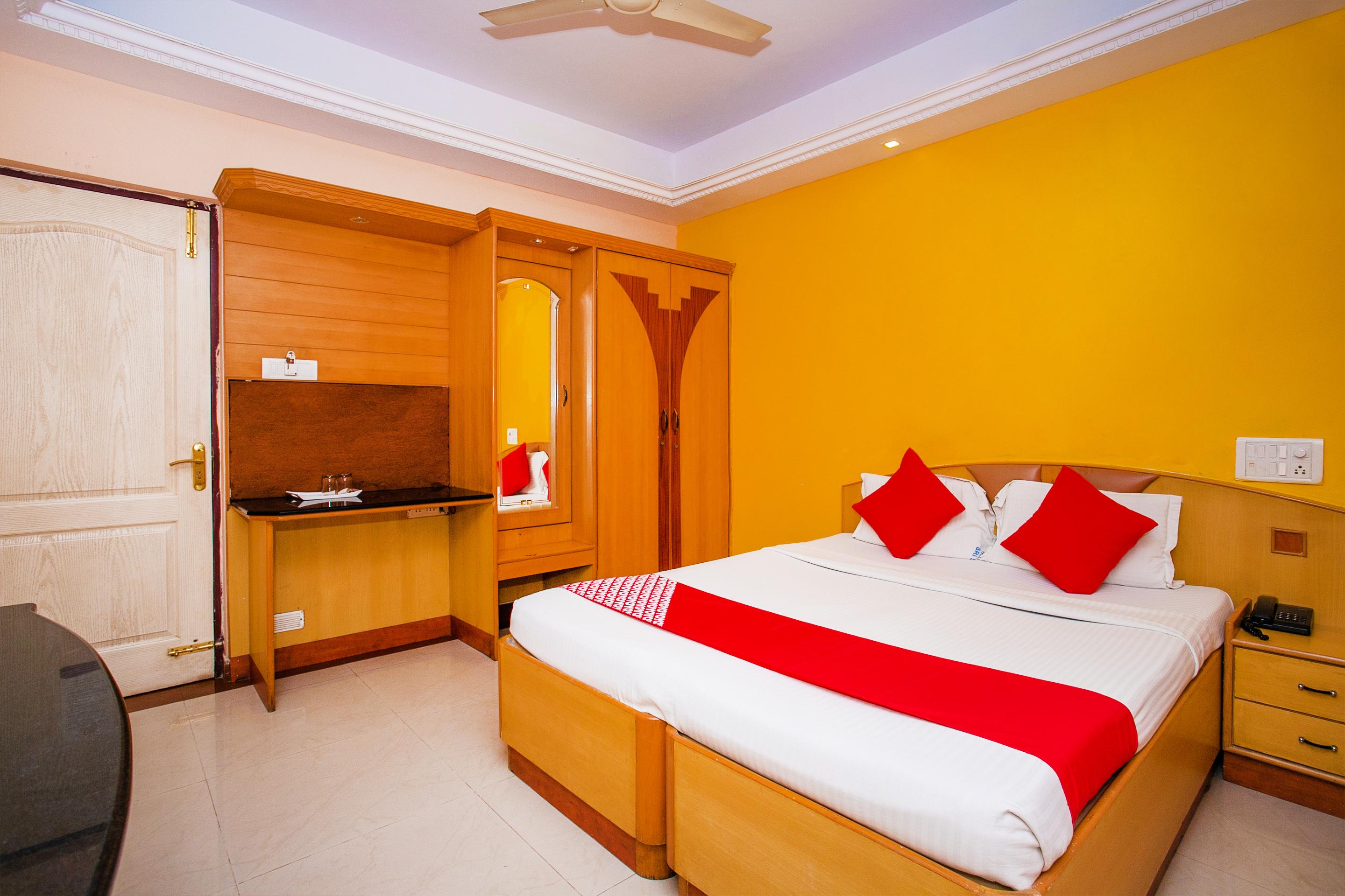 העיר בנגלור Oyo 331 Hotel Skanda Shelters מראה חיצוני תמונה